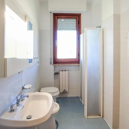 Apartment 2 Bedroom Cozy In Tuoro sul Trasimeno